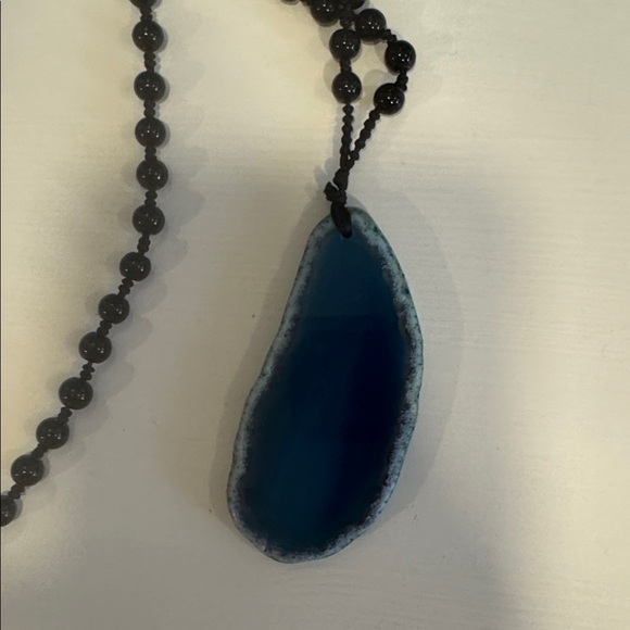 Black and Blue Agate Pendant Necklace - Picture 2 of 4